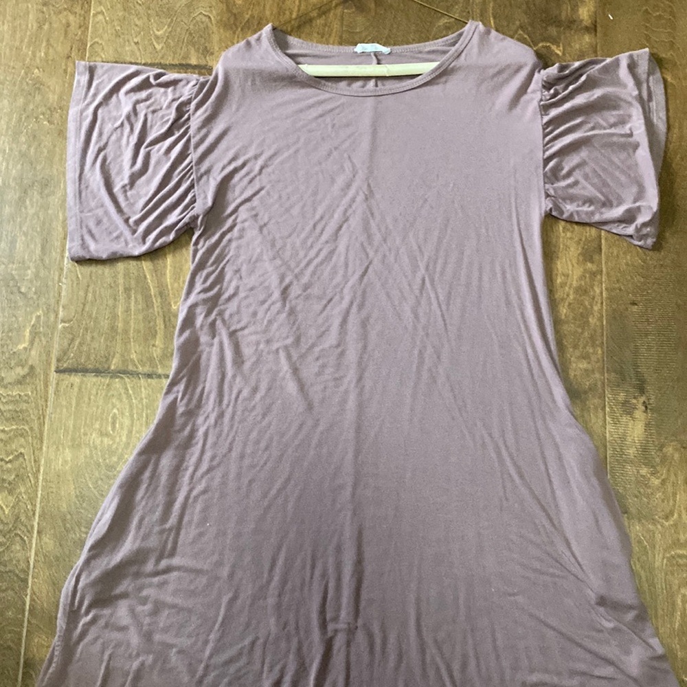 Short sleeve dress